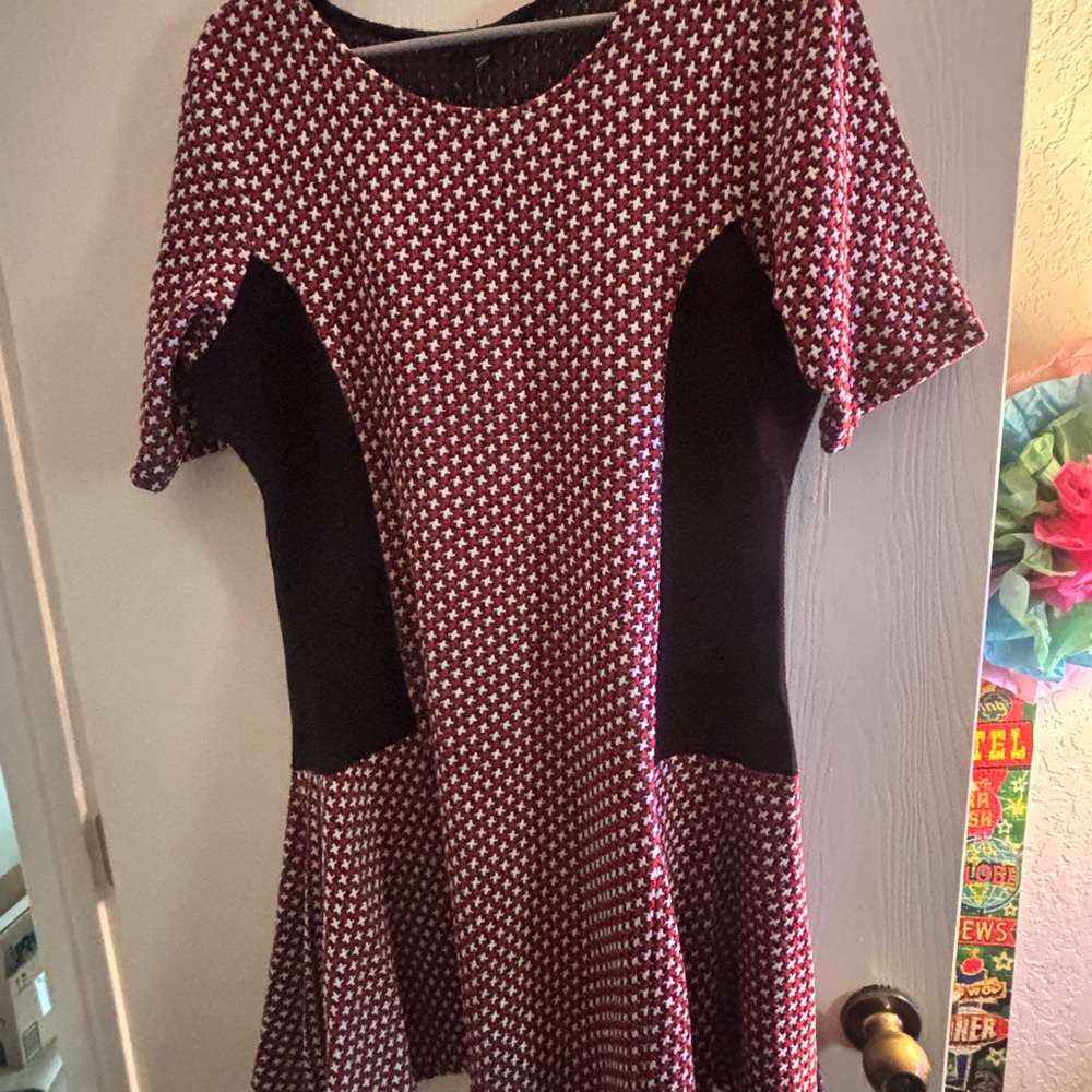 NWOT Simply Be Red and Black Houndstooth Dress US Size 14